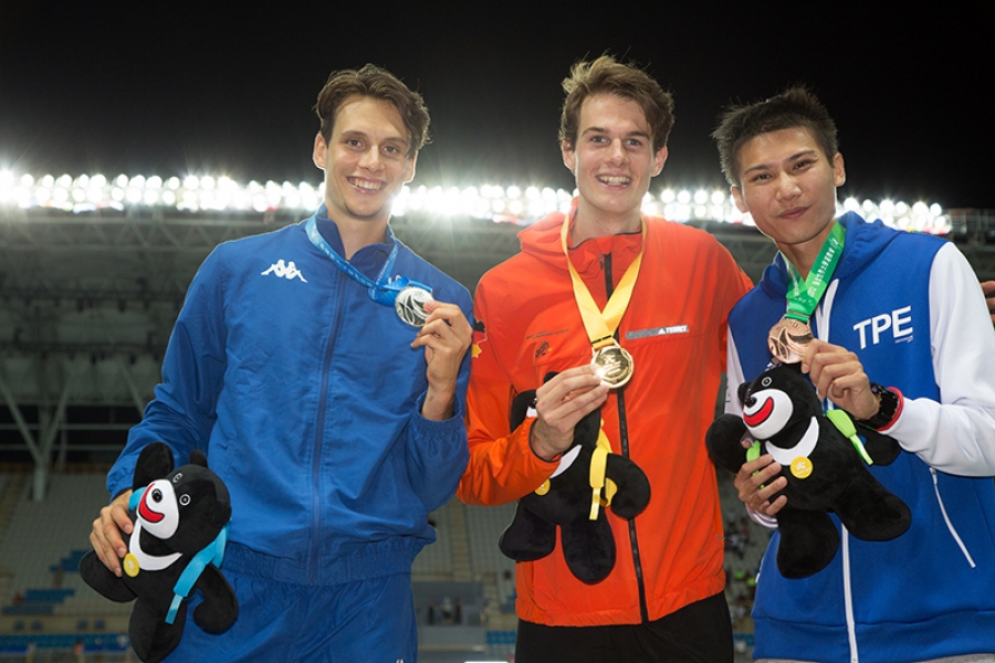 Mit 2,29 Metern gewann Wendrich (Mitte) Gold bei der Universiade.