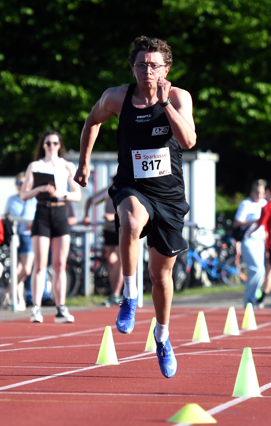 Levi Klute (U20) vom LAZ Soest präsentierte sich in Dortmund mit Bestzeiten über 100 Meter und 200 Meter in toller Frühform. Foto: Bottin