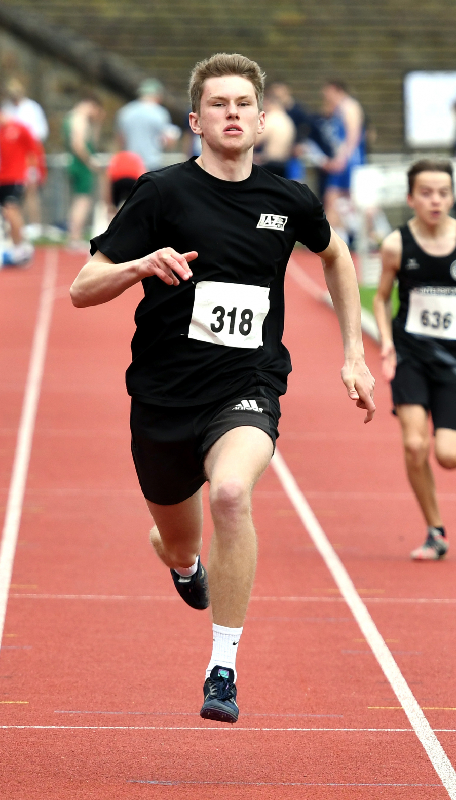 So schnell wie nie: U18-Sportler Moritz Langenscheidt steigerte sich über 100 Meter (12,09 Sekunden) und 200 Meter (24,70 Sekunden). Foto: Bottin