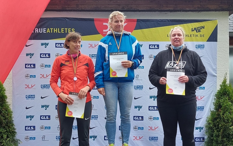 Sandra Straub (rechts). Sandra Straub (rechts).