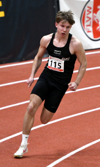 Matthis Eckhoff (m. J. U18) vom LAZ Soest startet bei den Westfalenmeisterschaften in Dortmund über 60 Meter. Foto: Bottin|Moritz Langenscheidt (m. J. U20) vom LAZ Soest startet bei den Westfalenmeisterschaften in Dortmund über 200 Meter.  Foto: Bottin|||