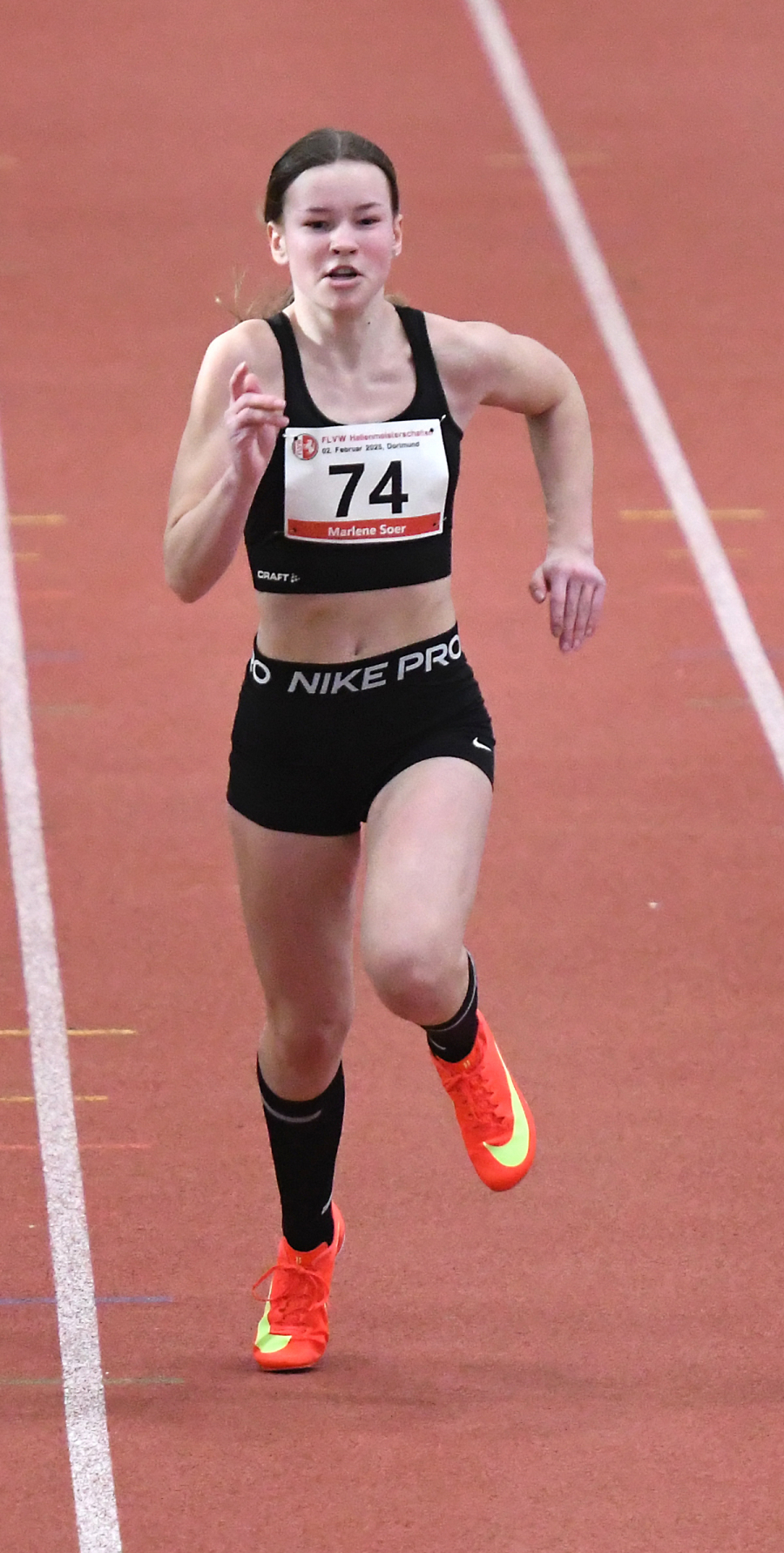 Zwei Mal Bestleistung: W14-Sportlerin Marlene Soer vom LAZ Soest präsentierte sich sowohl im Vorlauf als auch im Finale über 60 Meter in starker Verfassung. Foto: Bottin