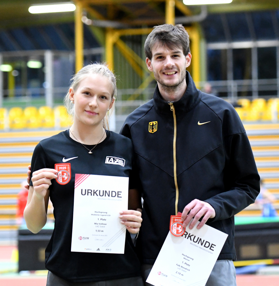 Zwei Hochsprung-Westfalenmeister vom LAZ Soest: Mia Vollmer bei der weiblichen Jugend U20 und Falk Wendrich bei den Männern. Foto: Bottin