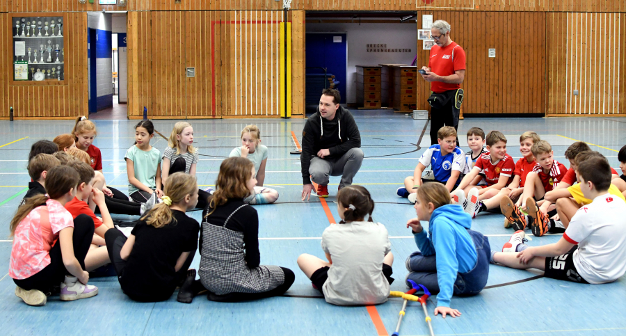 Bei der Talentsichtung vom ConvoS schaute das LAZ-Trainerteam ganz genau hin. Foto: Bottin Bei der Talentsichtung vom ConvoS schaute das LAZ-Trainerteam ganz genau hin. Foto: Bottin