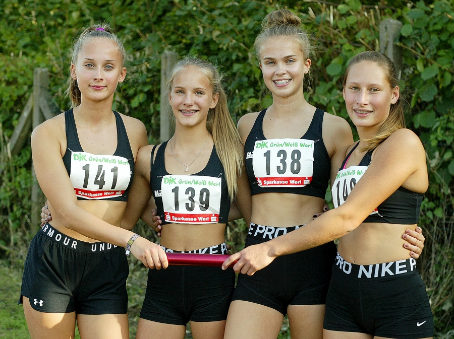 von links: Maleen Klee, Mika Franke, Lina Vollmer und Maya Krause.