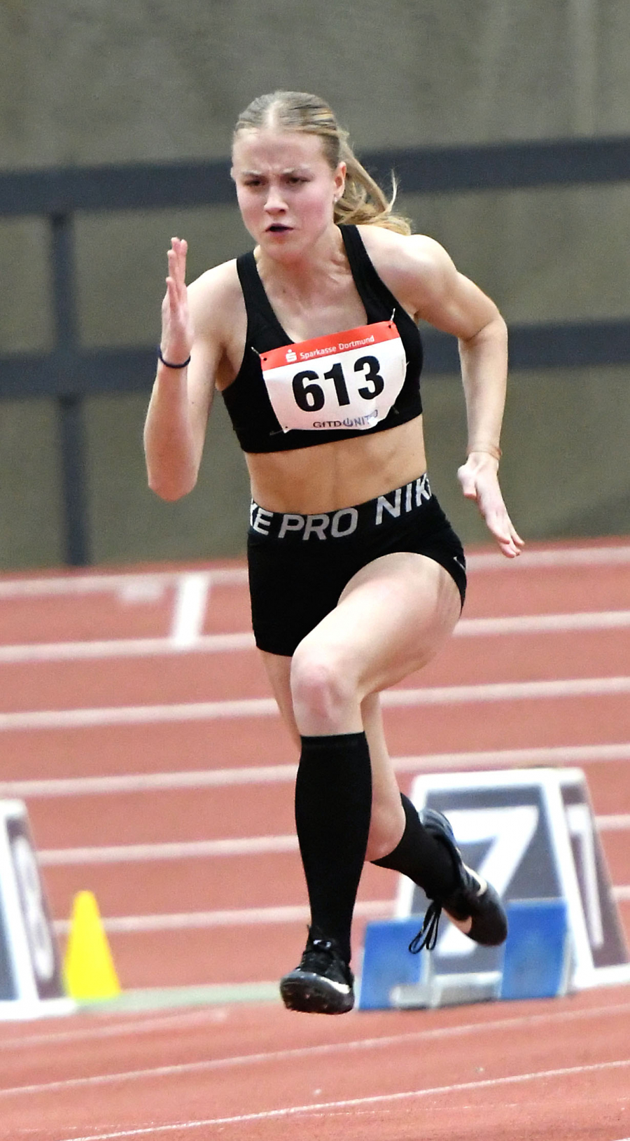 Kein Länderkampfstart über 60 Meter: Trotz bestechender Form durfte LAZ-Athletin Maja Bolinger nicht auf der kurzen Sprintstrecke antreten. Foto: Bottin