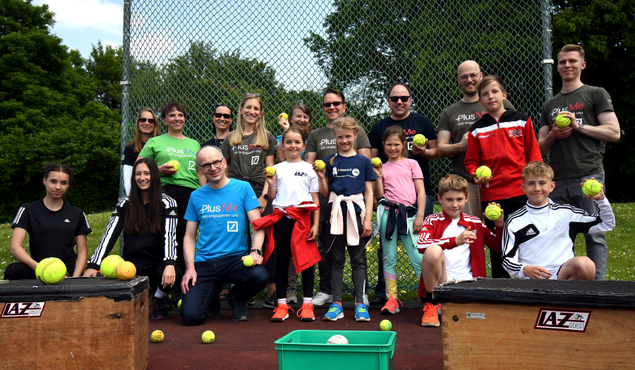 Deutsche Bank unterstützt LAZ bei neuer Prellnetzwand Deutsche Bank unterstützt LAZ bei neuer Prellnetzwand