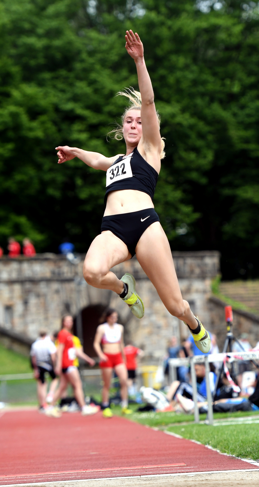Laura Voß steigerte ihre sechs Jahre alte Hallenbestleistung im Weitsprung um drei Zentimeter. Archivfoto: Bottin Laura Voß steigerte ihre sechs Jahre alte Hallenbestleistung im Weitsprung um drei Zentimeter. Archivfoto: Bottin