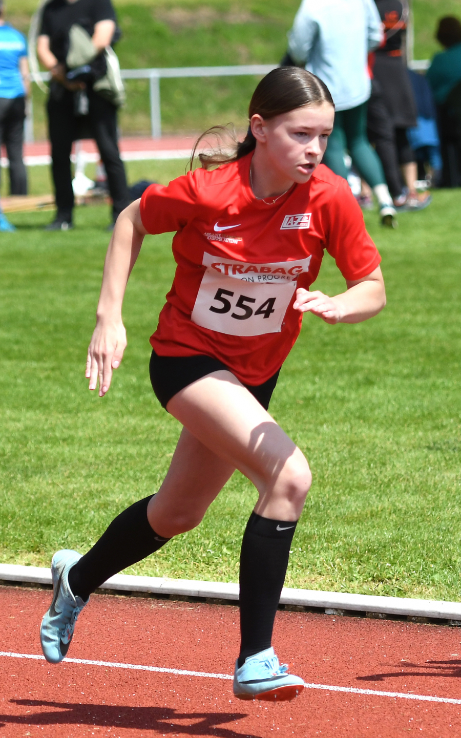 Marlene Soer (W13) beim 75-Meter-Sprint. Foto: Bottin